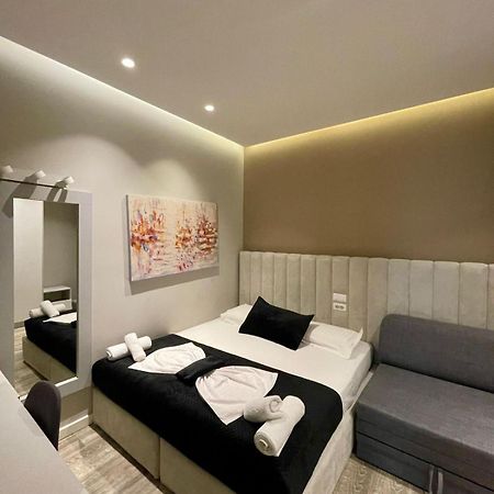 Premium City Studio & Suite Тирана Екстериор снимка