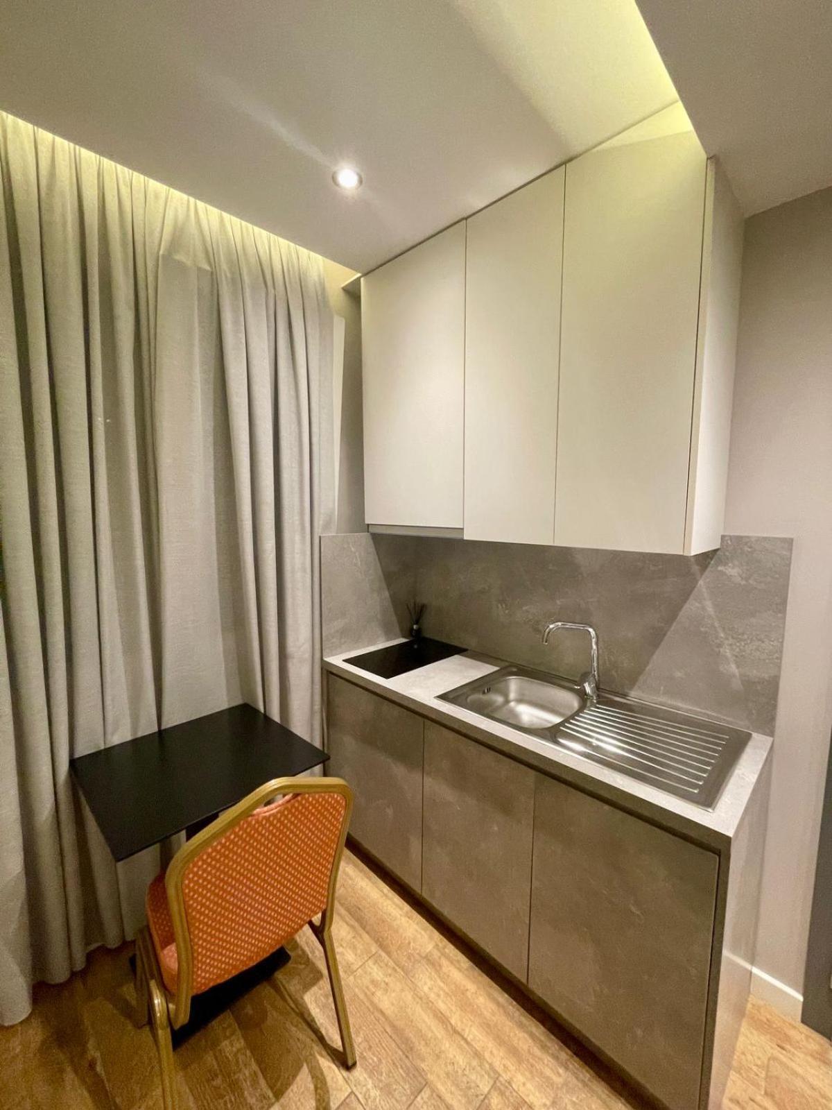 Premium City Studio & Suite Тирана Екстериор снимка