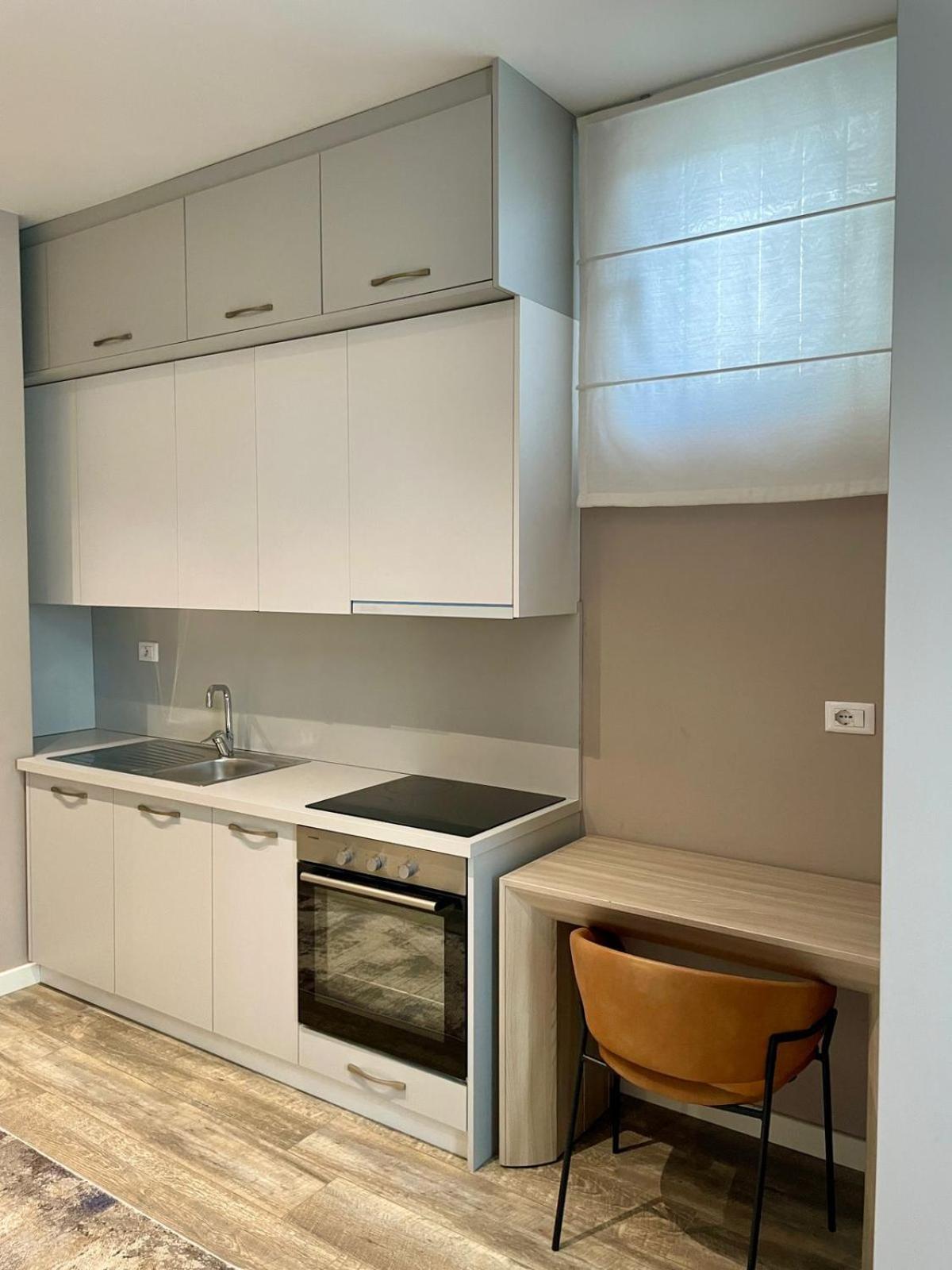 Premium City Studio & Suite Тирана Екстериор снимка